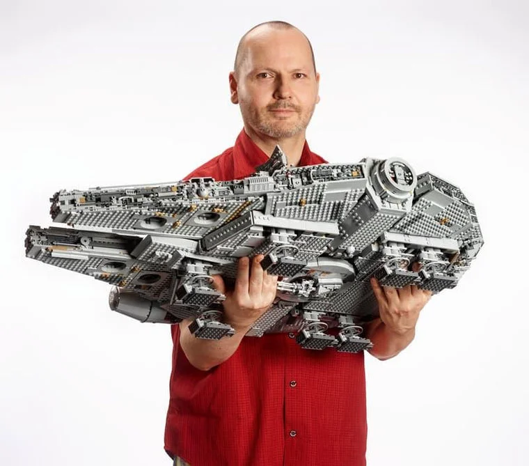 Schmuggler-Falkenraumschiff UCS - 75192